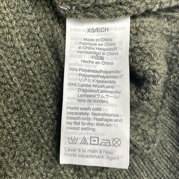 J. Crew Ezra Cable Knit Pom-Pom Crewneck Sweater Boho Grandpa Army Green XS - Picture 8 of 9